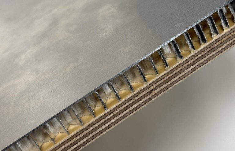 «Свеза»_запатентовала_сэндвич_панели_1