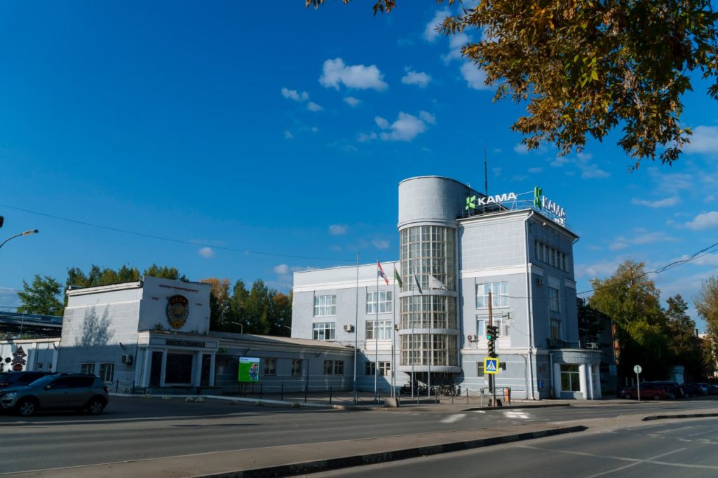 Комбинат_«КАМА»_отмечает_90-летний_юбилей_1