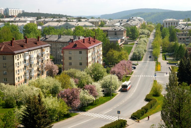 Trekhgorny