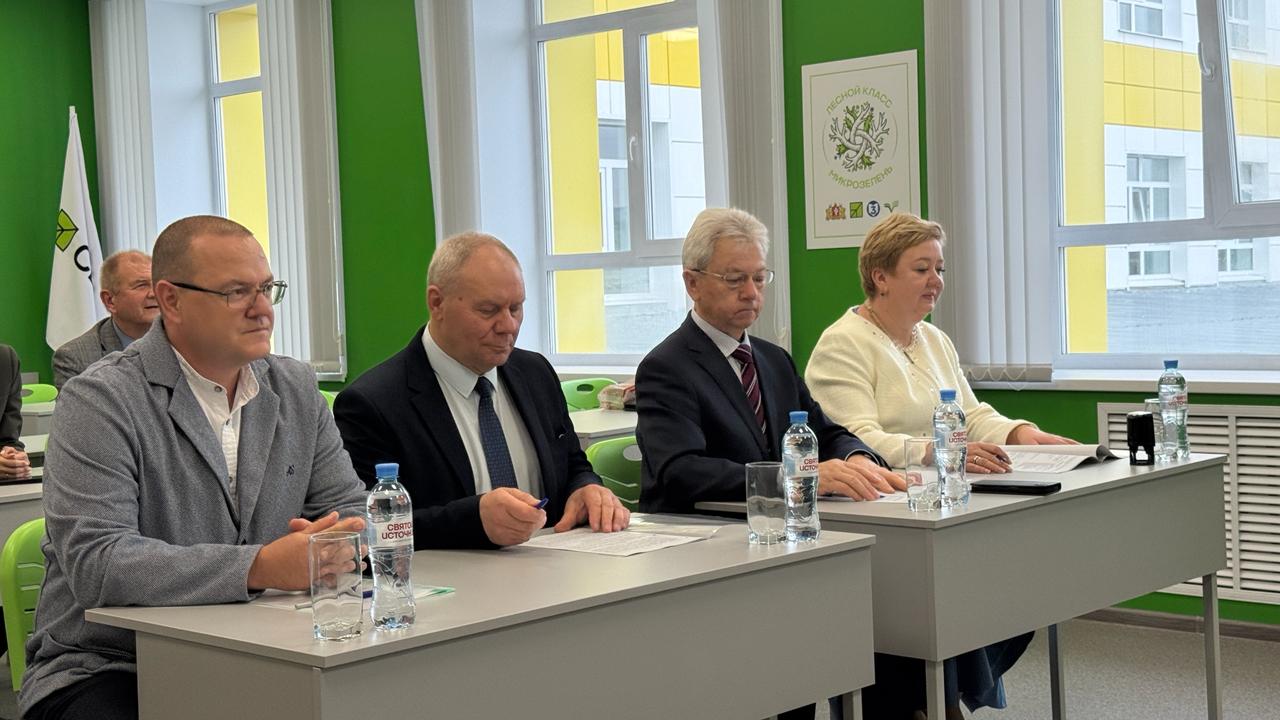 Свердловской_области_впервые_открыли_лесной_класс_для_школьников_2